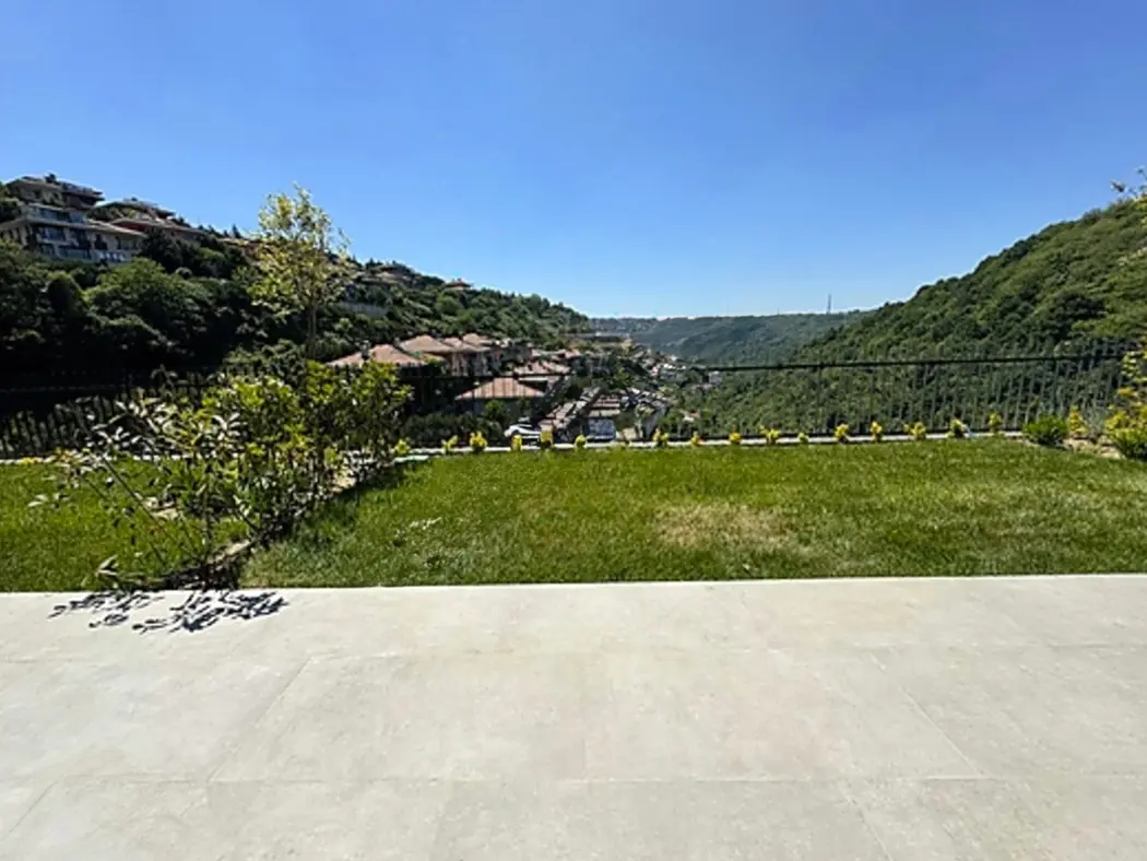 Sariyer property